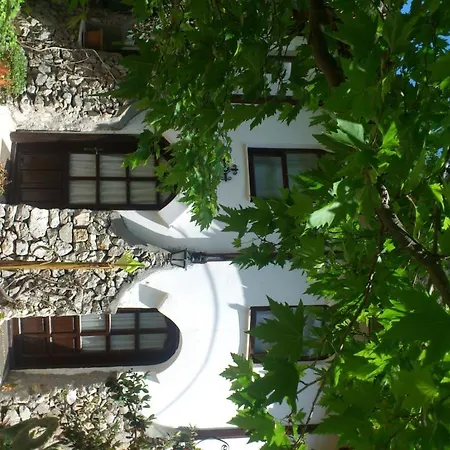 Gasthuis Porto Ceneviz